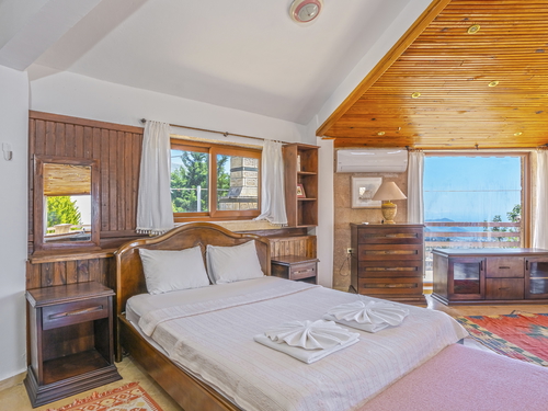  gece  -  Kasım
  | Kalkan Üzümlü'de Çocuk Havuzlu, Deniz Manzaralı Jakuzili Villa